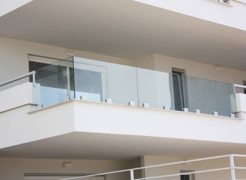 IL VETRO DIVENTA ENERGIA E AUMENTA IL VALORE DEGLI IMMOBILI (FINO A +80%): ECCO LA FOTOGRAFIA RESOLGLASS DI UN FUTURO GIÀ PRESENTE